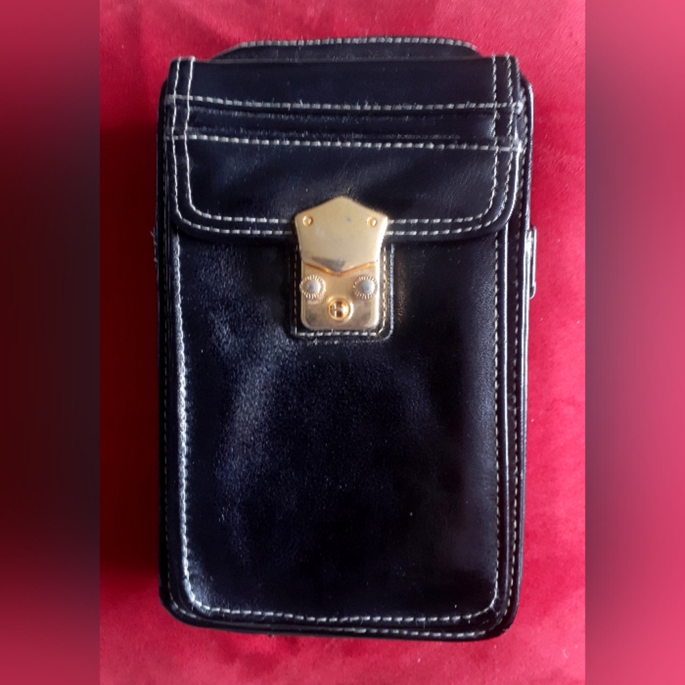 Heys Black Leather Wallet Bag